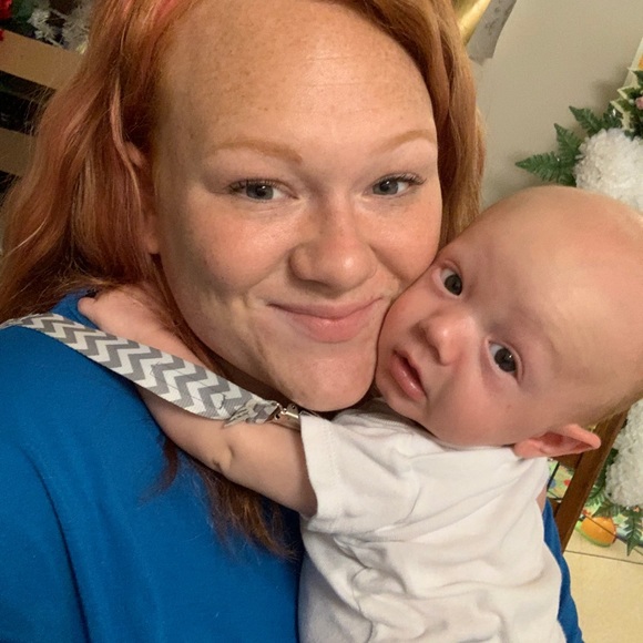 Meet your Posher, Sierra - Picture 4 of 9